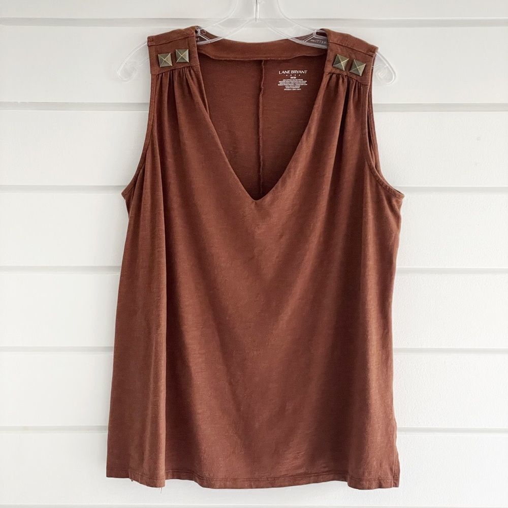 Lane Bryant Women's Plus Size Sleeveless V Neck Top With Grommet Size 18/20